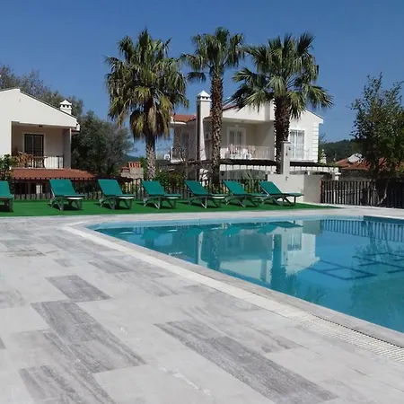 Sefa Ztc Hotel Casa de hóspedes *
